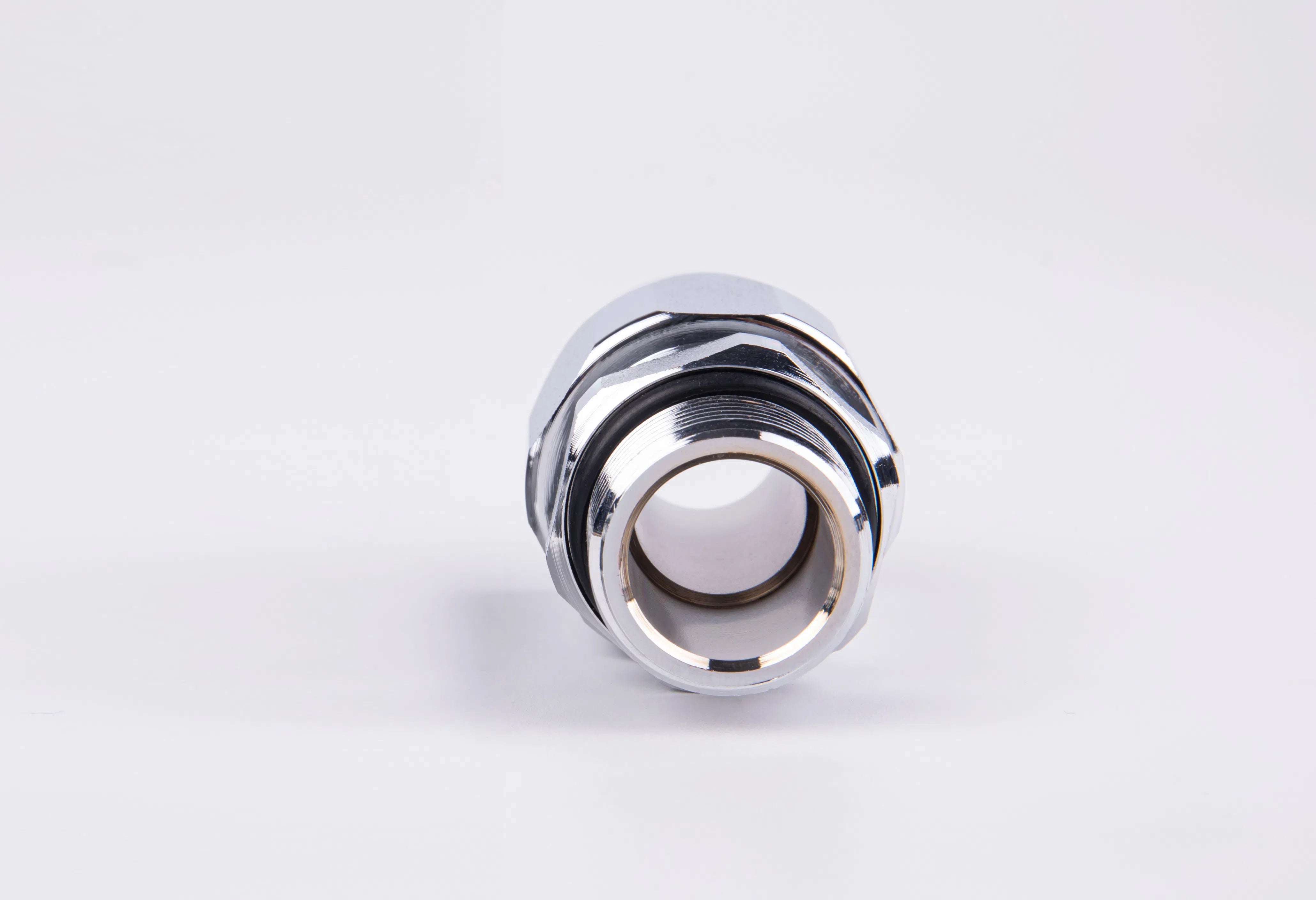 Fuel nozzle joint fitting straight swivel 3/4" 360° free rotation Thread outer diameter 26mm inner diameter 24mm Diameter: BSPP3/4" x 3/4" (20A) JSS-0090-20A
