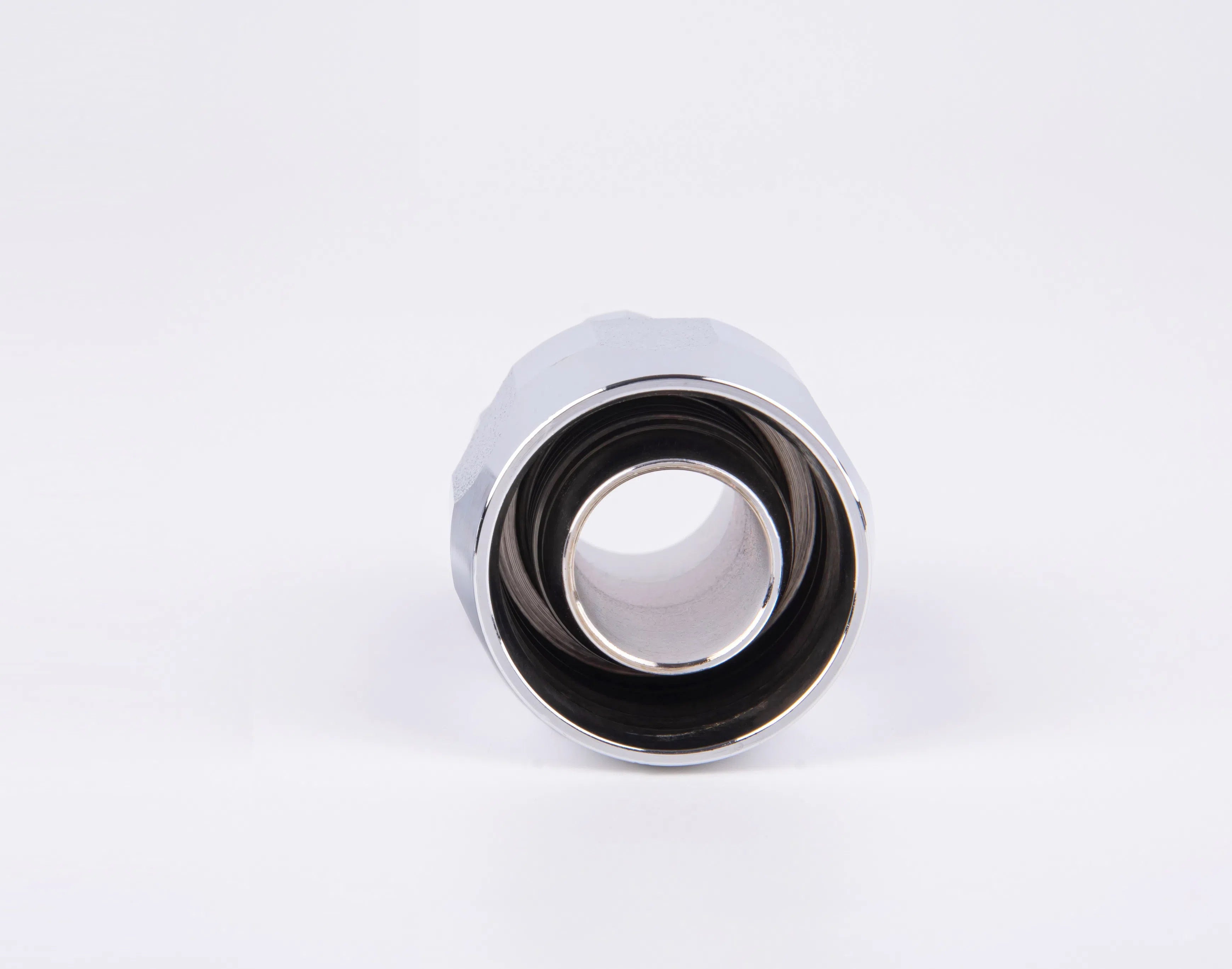 Fuel nozzle joint fitting straight swivel 3/4" 360° free rotation Thread outer diameter 26mm inner diameter 24mm Diameter: BSPP3/4" x 3/4" (20A) JSS-0090-20A